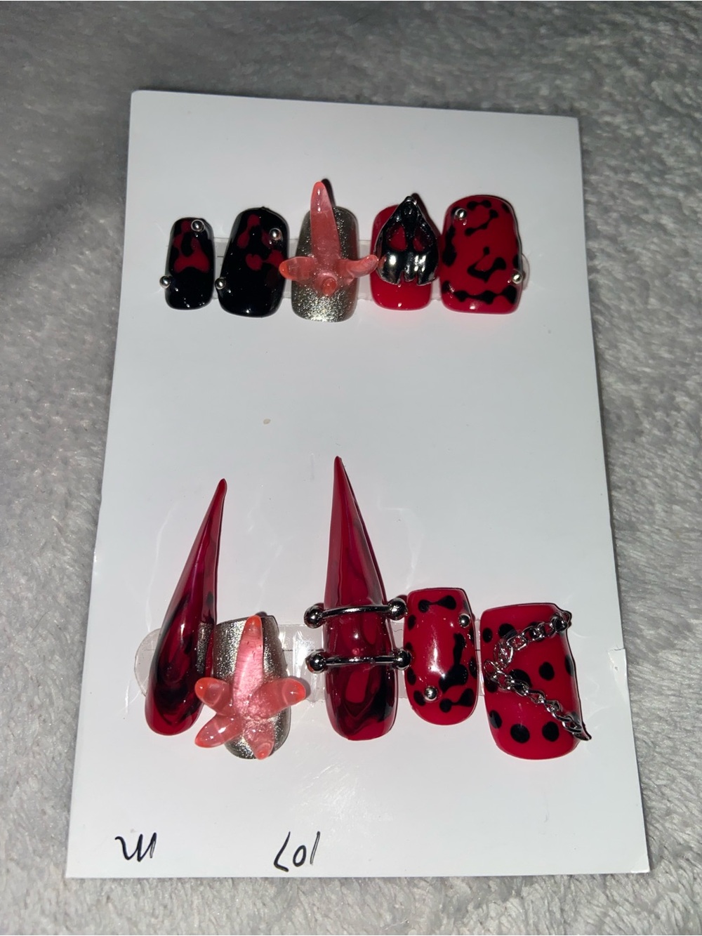 Red press on nails